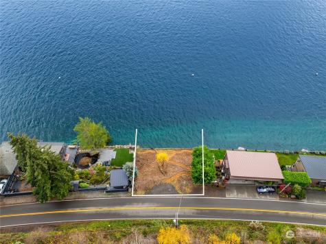 3356 Point White Drive NE Bainbridge Island WA 98110