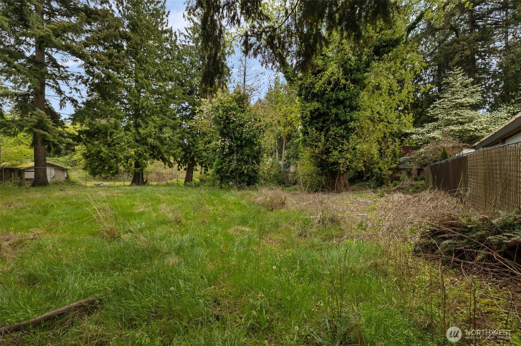 226 S Oyster Bay Avenue Bremerton WA 98312