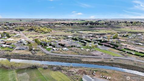 5189 Crystal Springs Place NE Moses Lake WA 98837