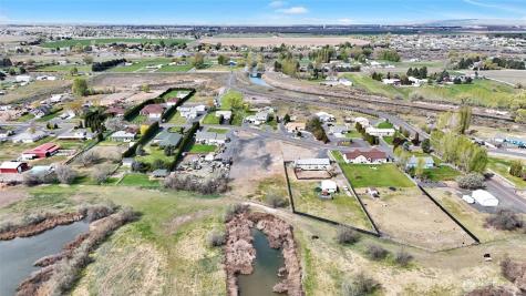 5189 Crystal Springs Place NE Moses Lake WA 98837