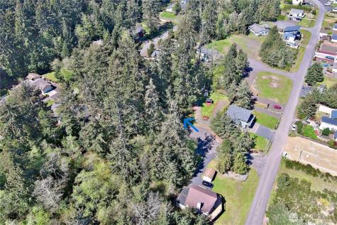 186 Murphy Court SE Ocean Shores WA 98569