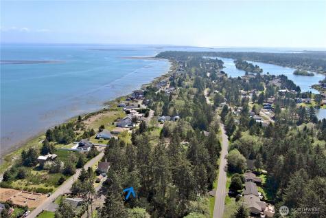186 Murphy Court SE Ocean Shores WA 98569