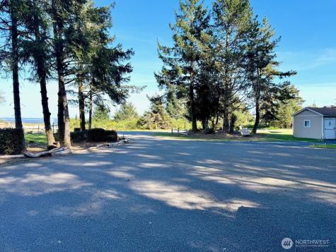 186 Murphy Court SE Ocean Shores WA 98569