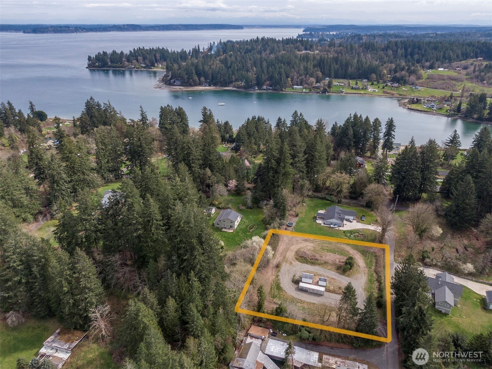 17227 4th Avenue NW Lakebay WA 98349