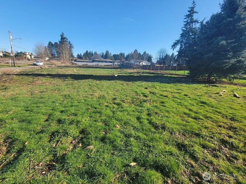 229 100th Avenue S Kent WA 98031