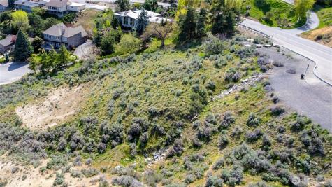 1530 Skyline Drive Wenatchee WA 98801
