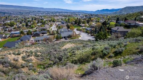 1530 Skyline Drive Wenatchee WA 98801