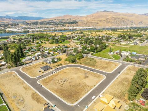 177 Chadwick (Lot 28) Street NW East Wenatchee WA 98802