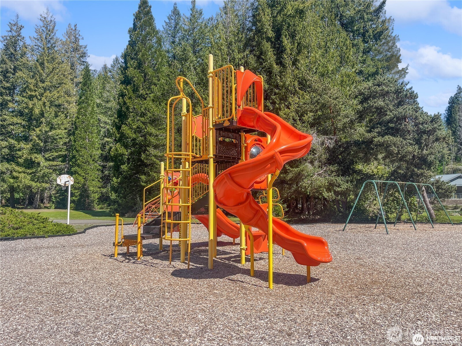 170 N Mount Washington Drive Hoodsport WA 98548