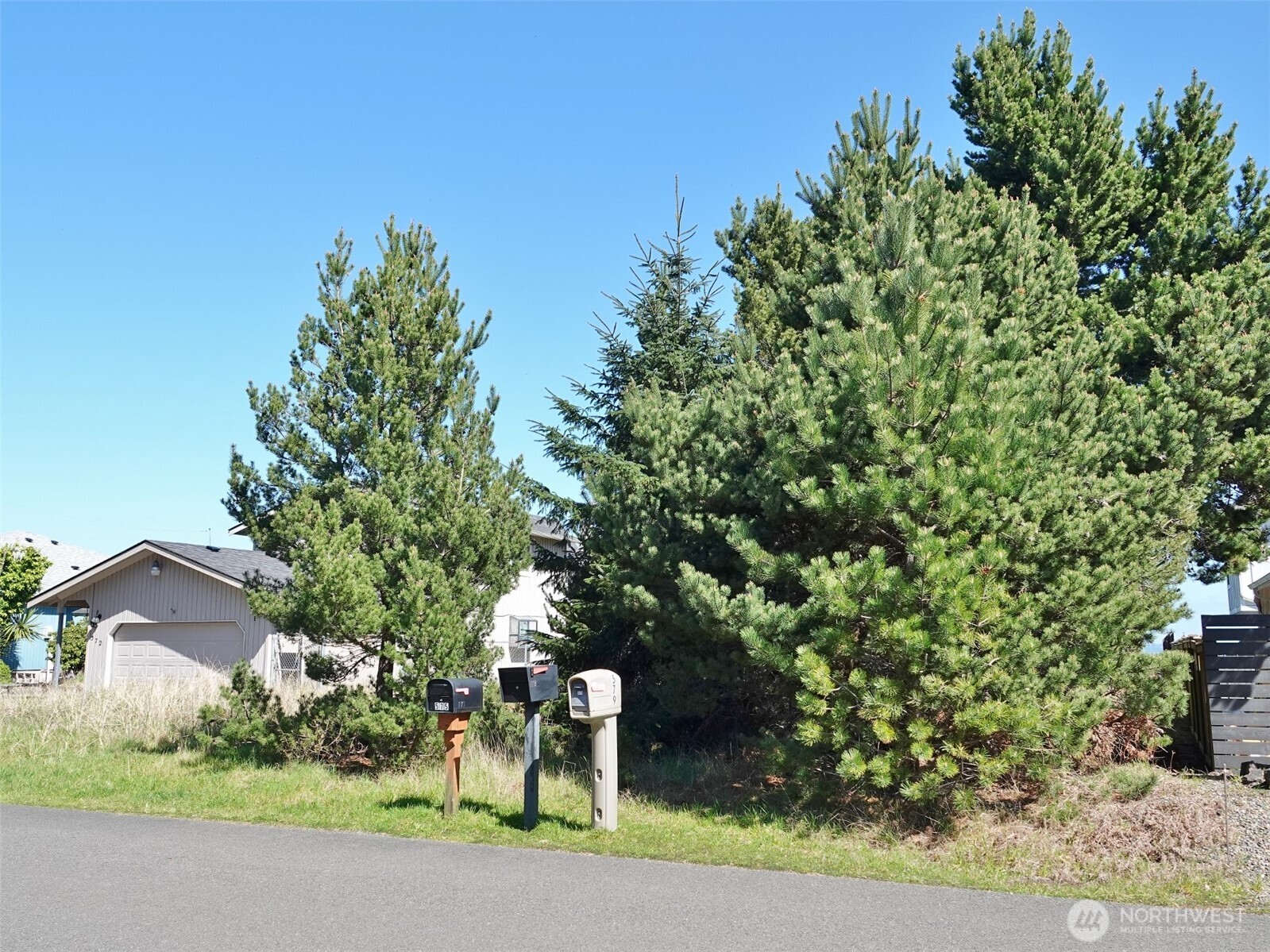 574 Chinook Avenue SE Ocean Shores WA 98569