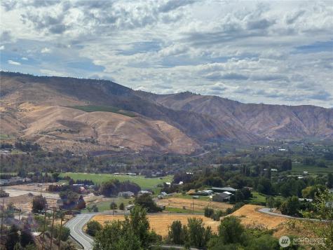 3825 Sunridge Lane Wenatchee WA 98801