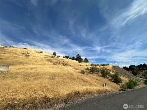 3825 Sunridge Lane Wenatchee WA 98801