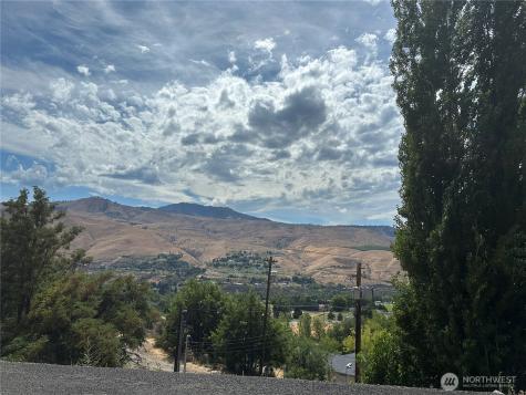 3825 Sunridge Lane Wenatchee WA 98801