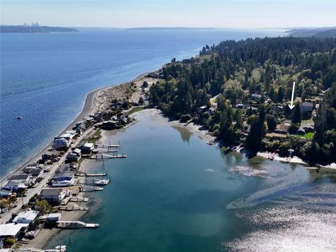 10240 NE Lafayette Avenue Bainbridge Island WA 98110