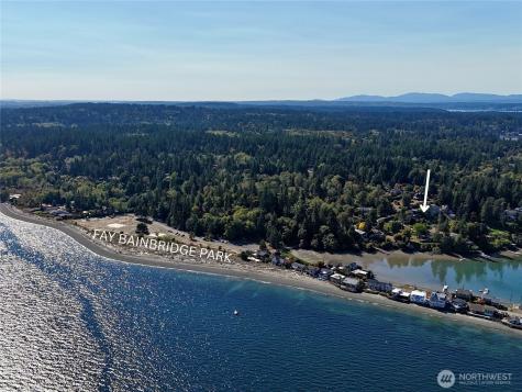 10240 NE Lafayette Avenue Bainbridge Island WA 98110