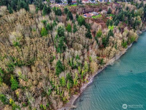 2401 NE Solar View Court Poulsbo WA 98345