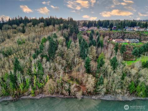 2401 Solar View Poulsbo WA 98345