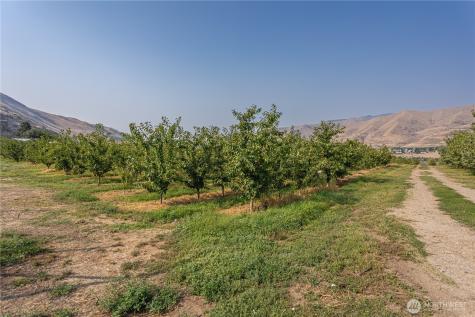 13512 Us Highway 2 East Wenatchee WA 98802