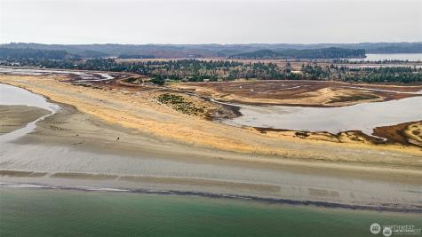 2680 Sunset Lane Tokeland WA 98590