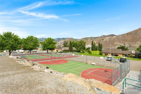 525 W Marine View Drive Orondo WA 98843