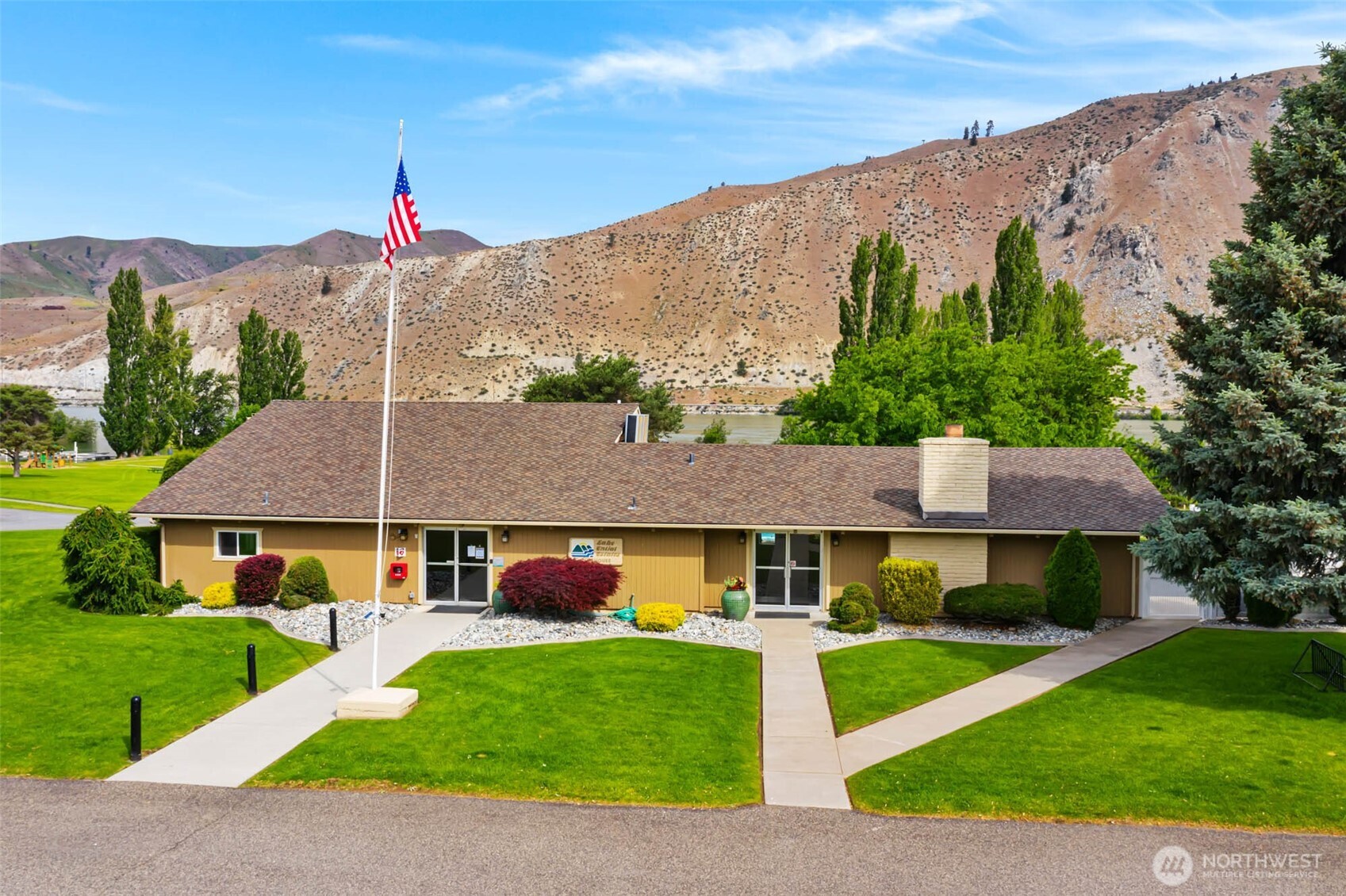525 W Marine View Drive Orondo WA 98843