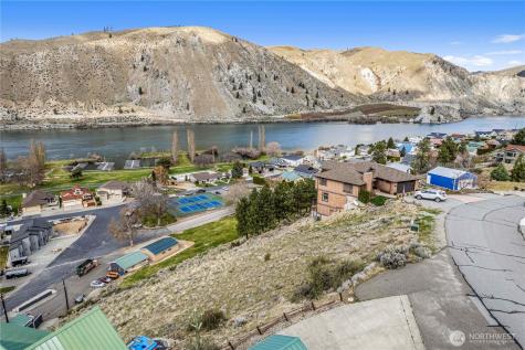 525 W Marine View Drive Orondo WA 98843