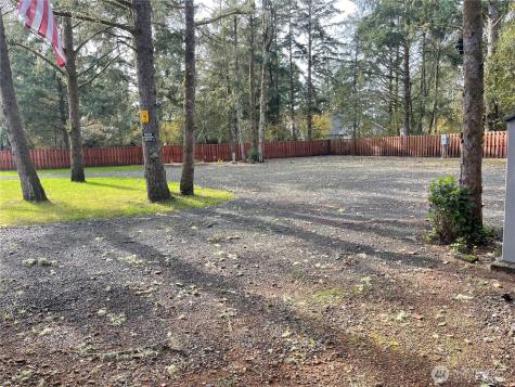1013 Discovery Avenue SE Ocean Shores WA 98569