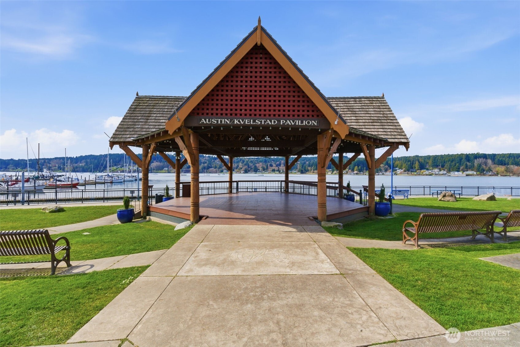 515 Antonson Lane NE Poulsbo WA 98370