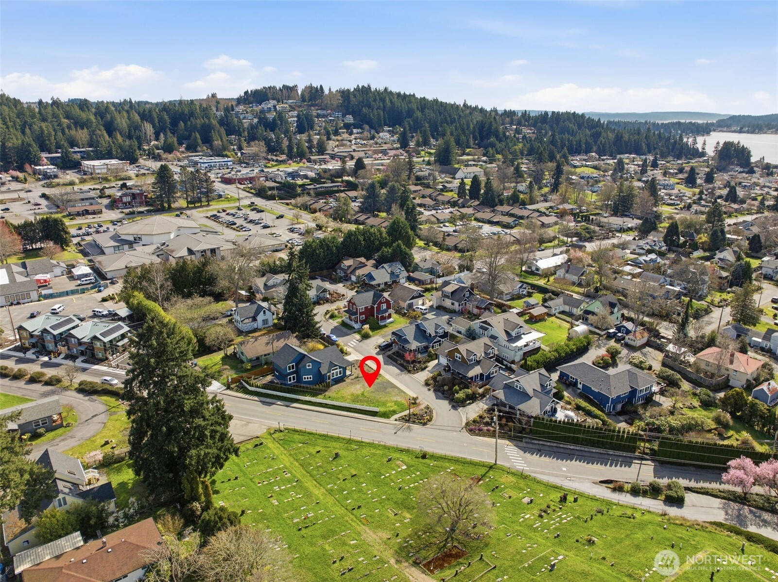 515 Antonson Lane NE Poulsbo WA 98370