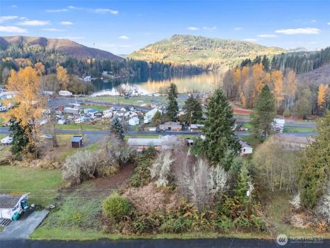 2 Roosevelt Road Mineral WA 98356