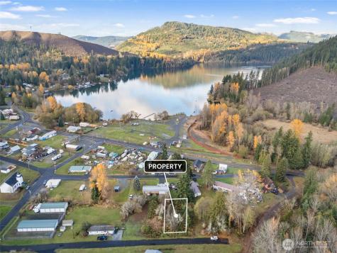 2 Roosevelt Road Mineral WA 98356