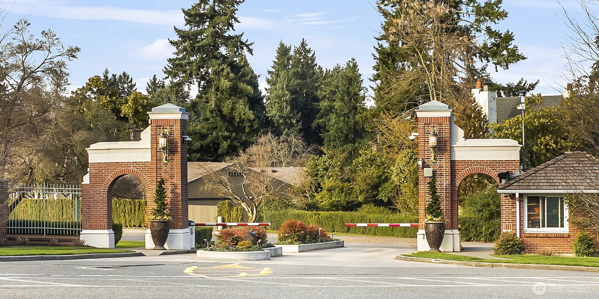 1118000701 Broadmoor Drive E Seattle WA 98112
