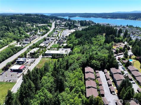 20249 State Route 305 Poulsbo WA 98370