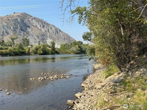 0 Highway 97 Tonasket WA 98855