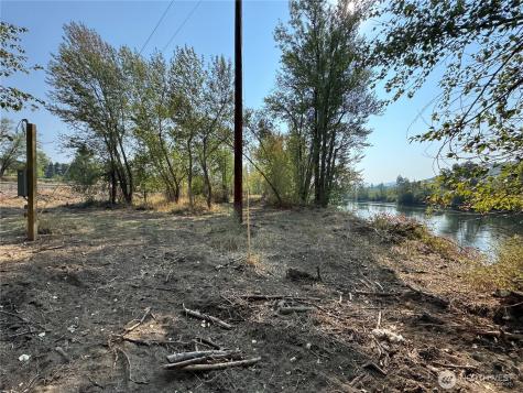 0 Highway 97 Tonasket WA 98855