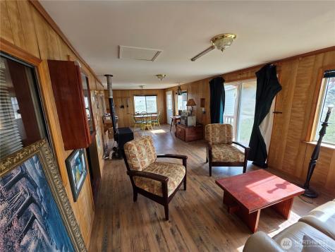 105 Emily Road Oroville WA 98844