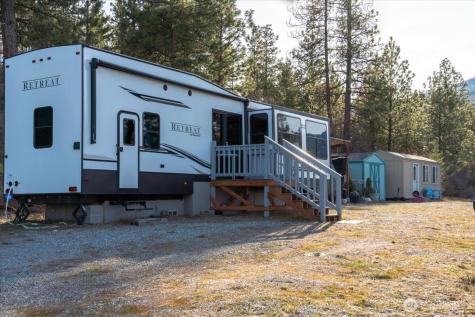 990 Upper Ridge Road Chelan WA 98816