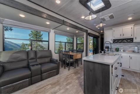 990 Upper Ridge Road Chelan WA 98816