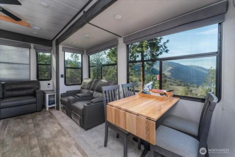 990 Upper Ridge Road Chelan WA 98816