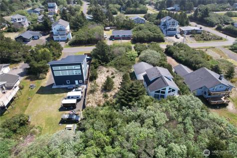263 Sand Dune Avenue SW Ocean Shores WA 98569