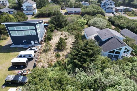 263 Sand Dune Avenue SW Ocean Shores WA 98569