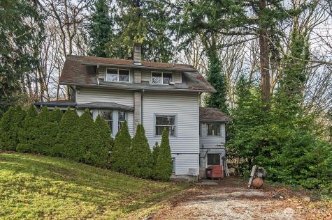 4729 Mount View Drive S Seattle WA 98108