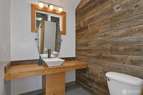 4729 Mount View Drive S Seattle WA 98108