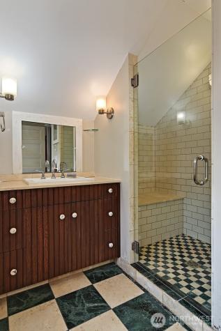 4729 Mount View Drive S Seattle WA 98108
