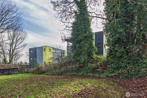 4729 Mount View Drive S Seattle WA 98108