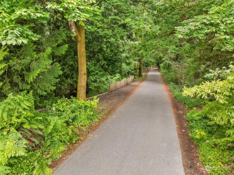 0 NE Ocean (Lot B) Drive Bainbridge Island WA 98110