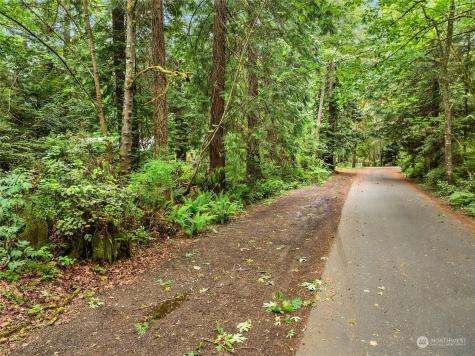 0 NE Ocean (Lot B) Drive Bainbridge Island WA 98110