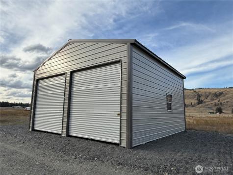 17 Sorona Way E Tonasket WA 98855