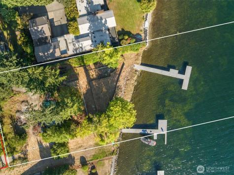 10879 SE Lake Road Bellevue WA 98004