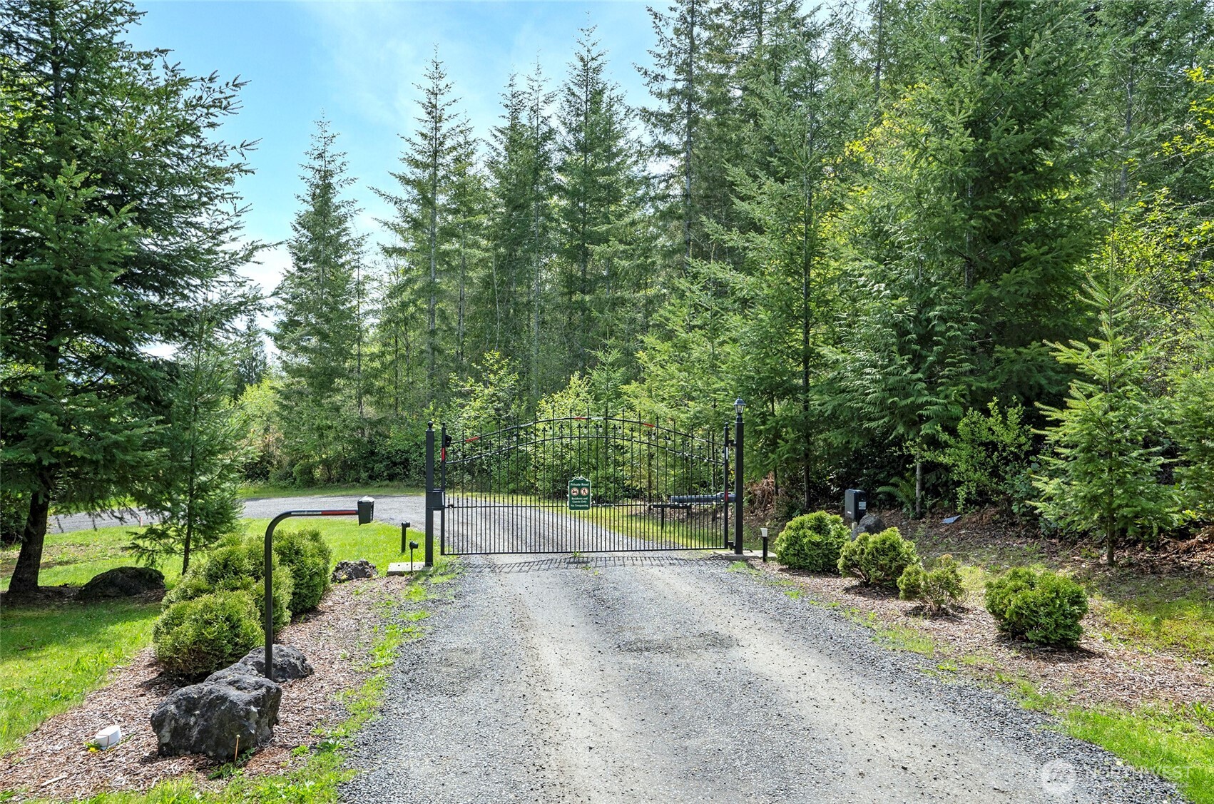770 E April Avenue Grapeview WA 98546